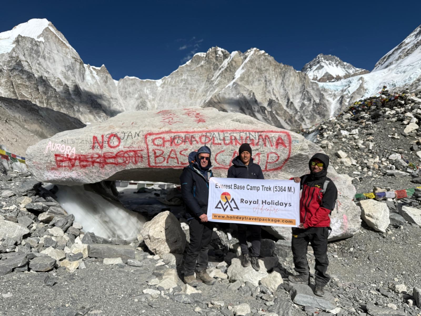 everest base camp.jpeg