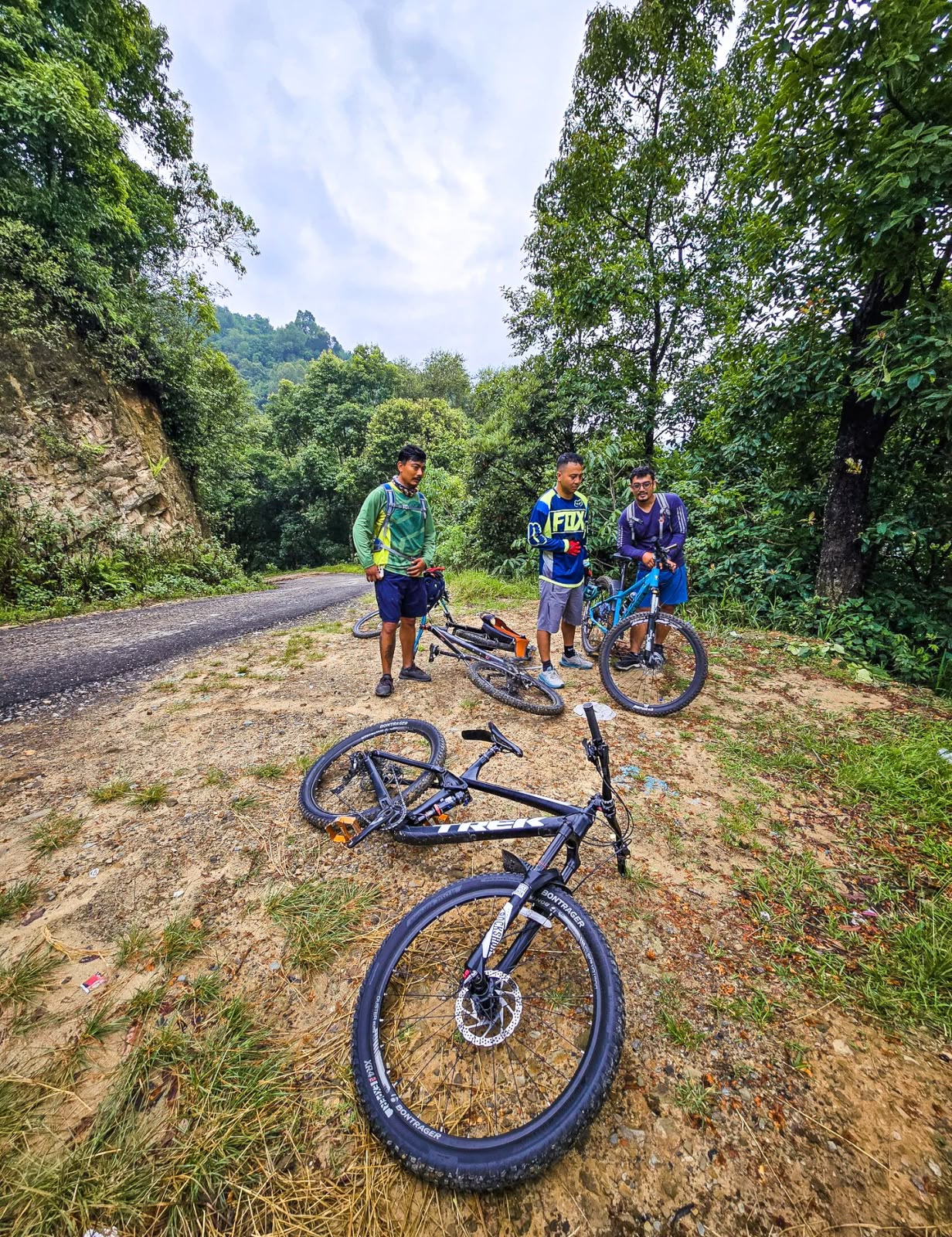 heaven-danda-nepal-cycling.jpeg