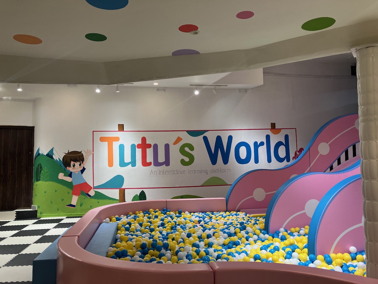 Tutu’s World at Labim Mall -  Photo by Yentra.com